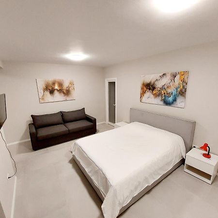 Tirana City Center Apartment Экстерьер фото
